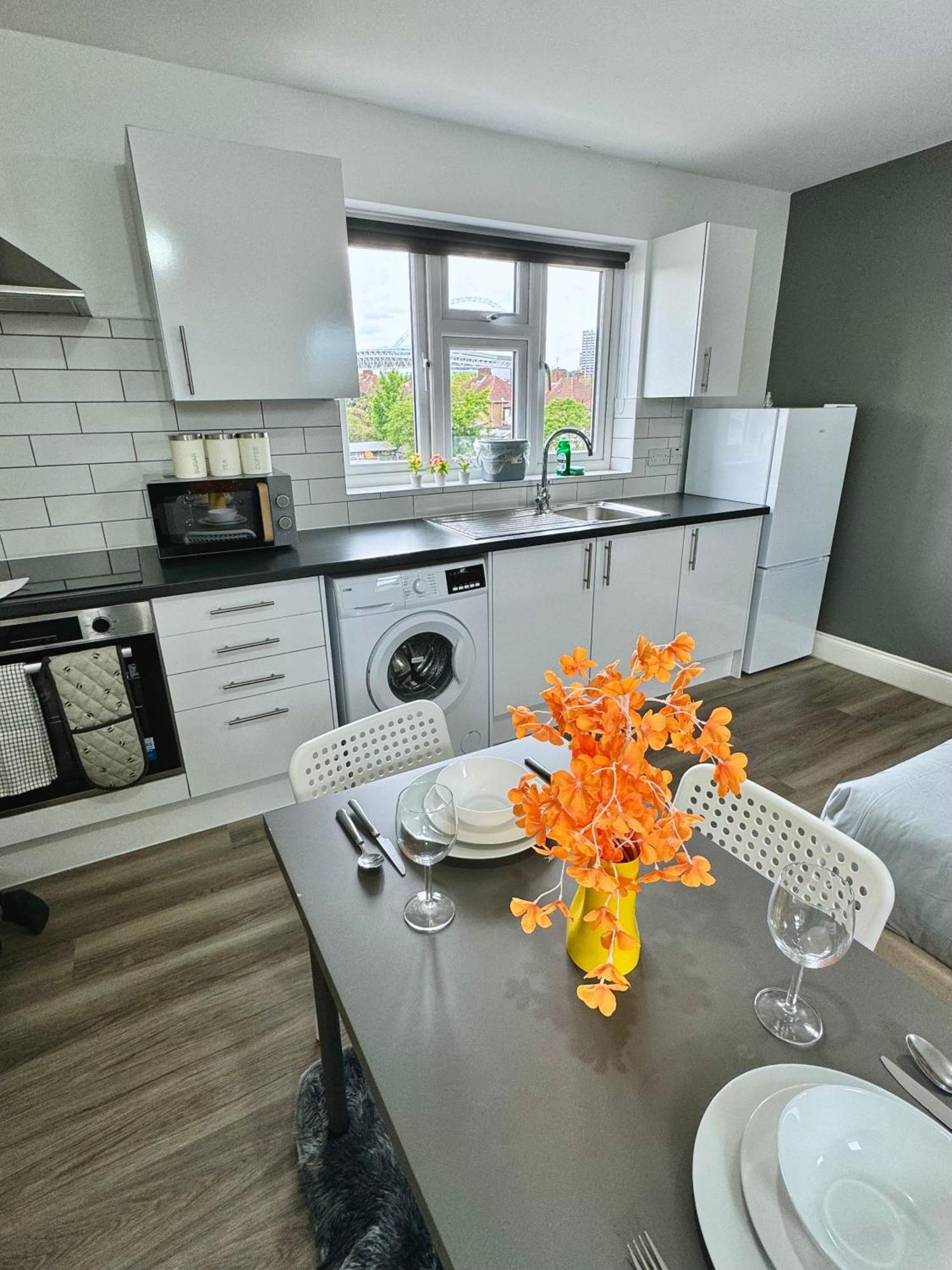 Bright Studio Loft 30Min To Central London Ngoại thất bức ảnh