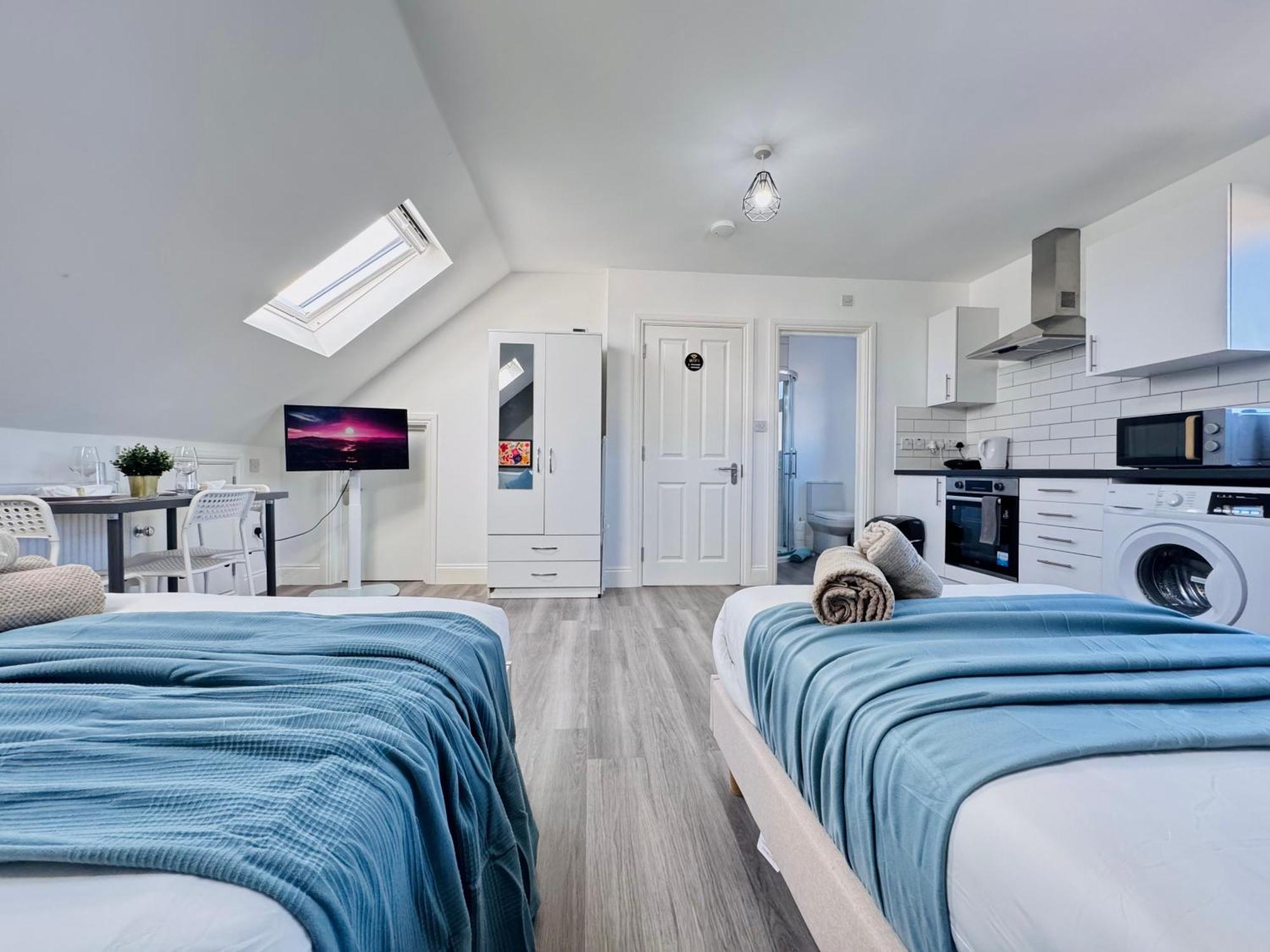 Bright Studio Loft 30Min To Central London Ngoại thất bức ảnh